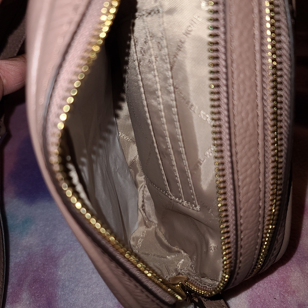 Michael Kors Crossbody - Picture 8 of 14